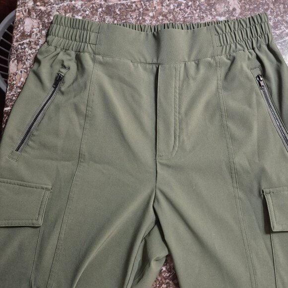 Cargo Pants. Pull on,elastic waist. Like new. S/P - Picture 4 of 7
